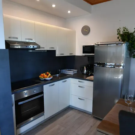 Peric Apartment *