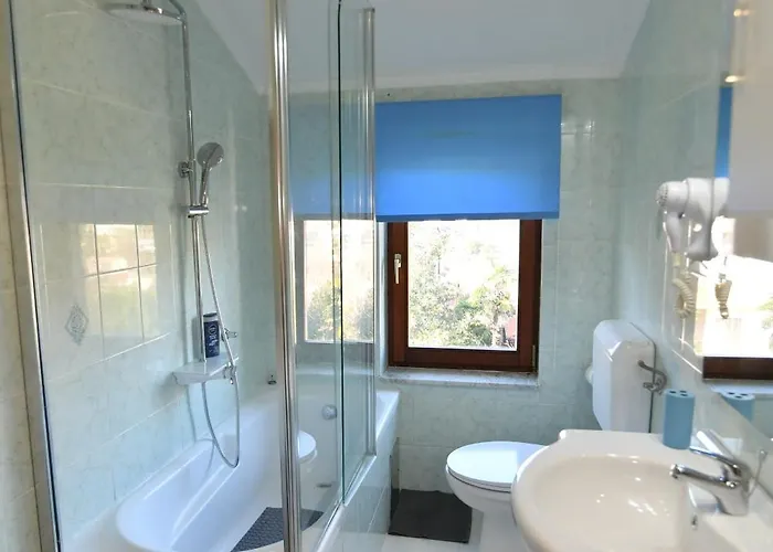 Peric オパティヤ