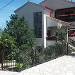 Lejlighed Peric *