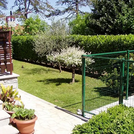 佩里奇公寓酒店