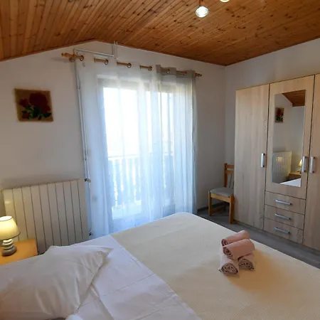 佩里奇公寓酒店 奥帕提亚