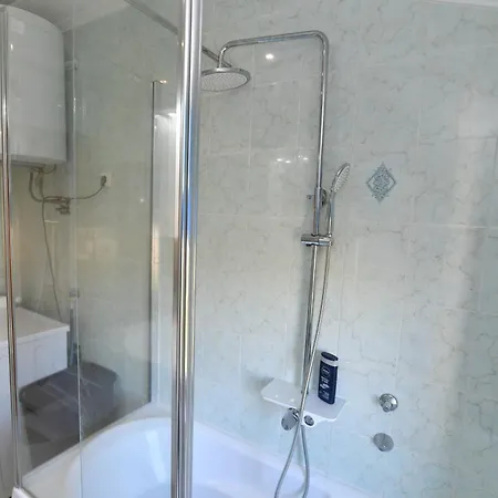 佩里奇公寓酒店 * 奥帕提亚